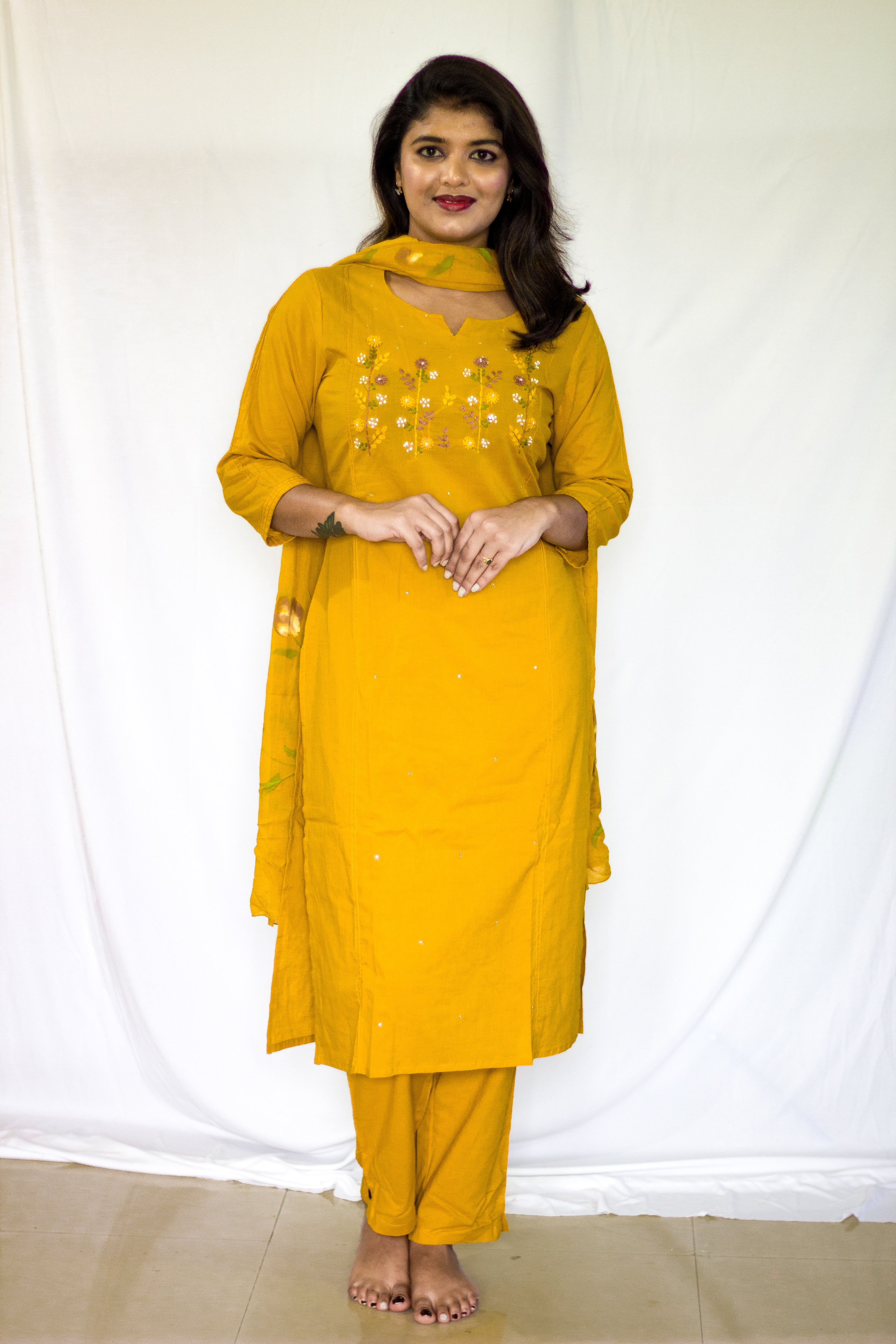 Embroidery Chic 3-piece Methi-colored salwar suit